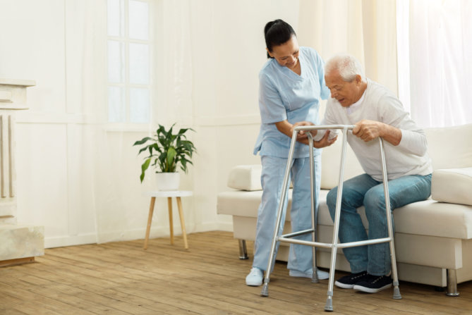 improving-their-mobility-with-home-care